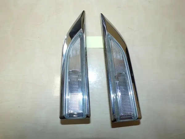 VW T6 Caravelle Multivan 16- Indicadores de Aleta Originais image 3