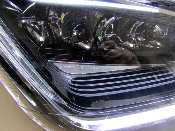 Farol dianteiro direito Full LED SEAT IBIZA V KJ1 image 4