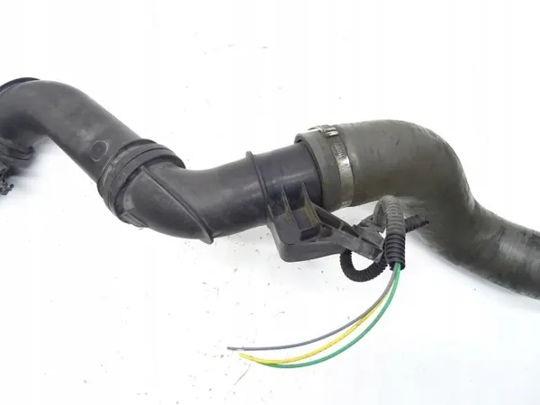 Tuyau Intercooler OEM 1065332 pour Opel Vivaro B image 6
