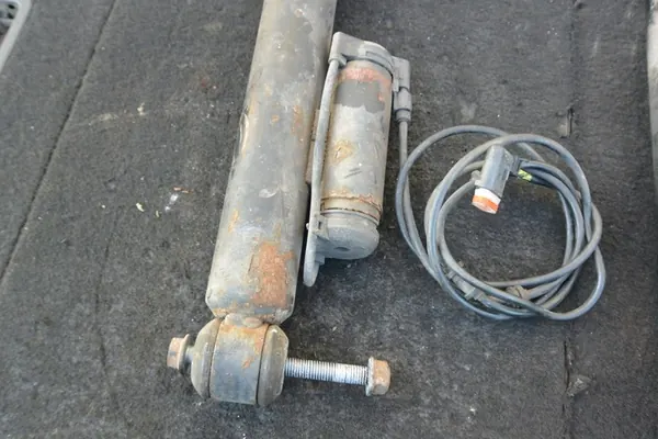 Mercedes-Benz OE A2113262700 Luftstötdämpare image 7