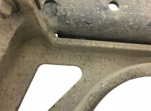 DAF Ohjaamon kiinnike OEM 1708314 - Etu vasen käytetty image 4
