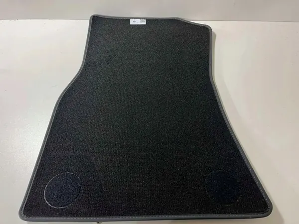 Tapetes auto BMW X7 G07 OEM 5A40B23 - Usado image 5