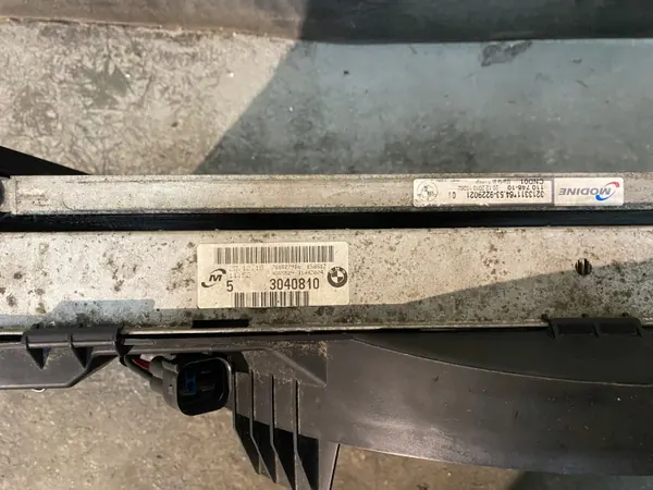 BMW Jäähdytin-sarja OEM Chłodnice BMW komplet! image 4