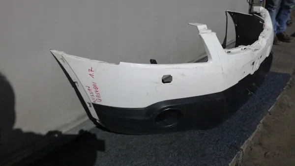 Paraurti anteriore Nissan Qashqai image 4