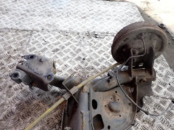 Viga do eixo traseiro OEM Zawada-329924- Renault Modus image 4