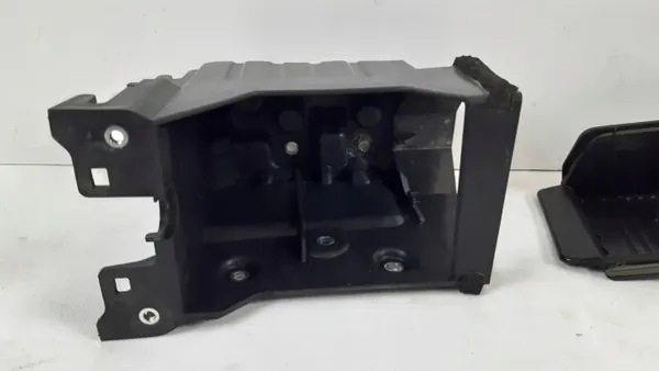 Volvo V60 II akun kansi OEM 31651454, 31651455 image 5