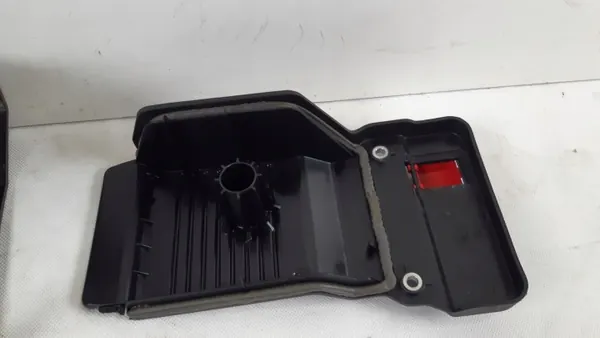 Volvo V60 II akun kansi OEM 31651454, 31651455 image 6
