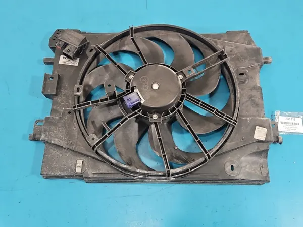 Ventilateur radiateur OEM 214816812R pour Renault Clio IV 1.2 16V image 3