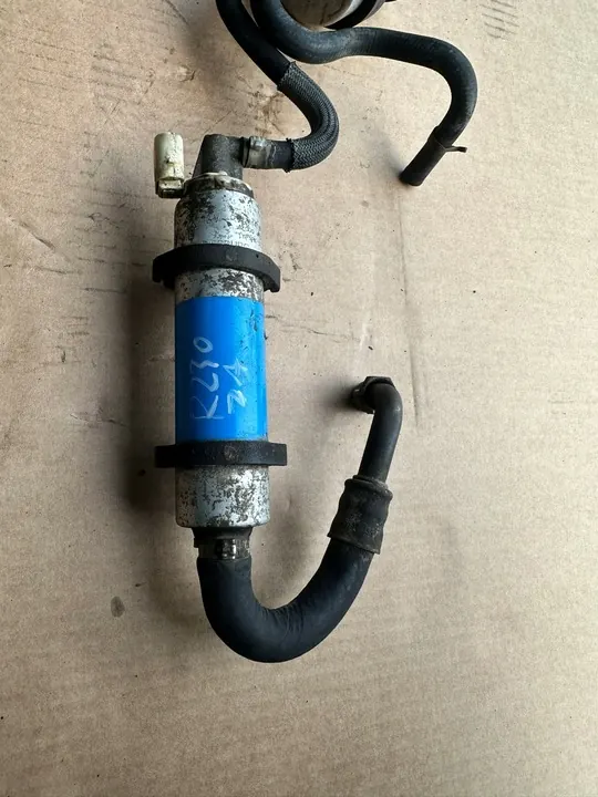 Brandstofpompfilter Mercedes SL R230 5.0 V8 OM113 image 4