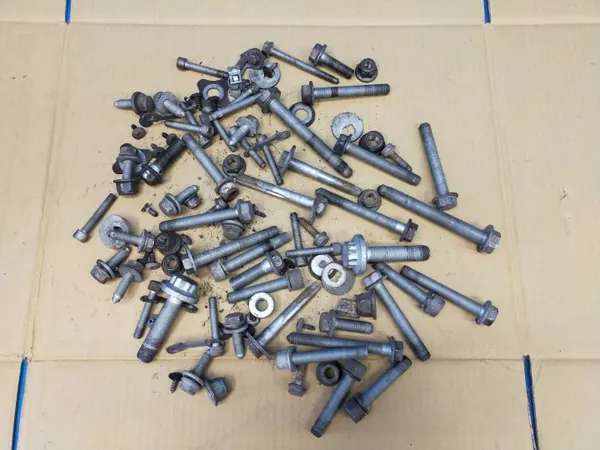 OEM ZAWIESZENIE 24/09 Achterasophangingsbouten 4,2kg image 2