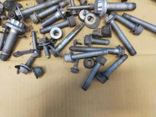 OEM ZAWIESZENIE 24/09 Achterasophangingsbouten 4,2kg image 5