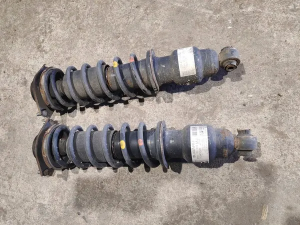 Ammortizzatore posteriore Subaru Forester III SH con molla image 2