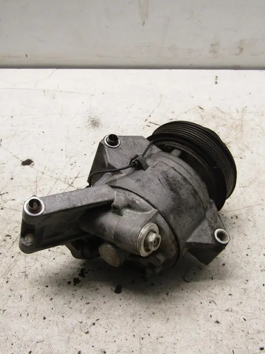 Compresseur de Climatisation 1.5 Mazda 2 CX-3 DB5H-61450 image 2