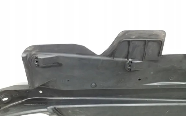 Volkswagen Polo V 6R 2011 Sidokåpa Underrede 6Q0825201H image 6