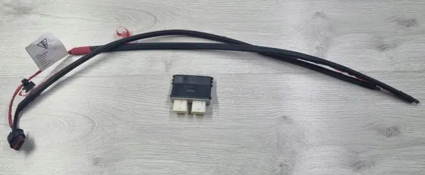 Módulo porta-malas Porsche OEM 971962253A com cabo image 2