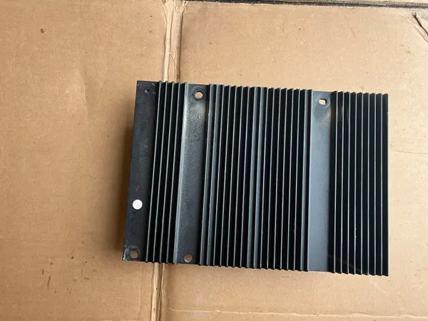 OEM 30732823 radion vahvistinmoduuli Volvo S40 II/V50 image 3