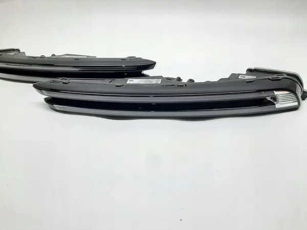 Lâmpadas DRL LED Halógenas Porsche Macan 95B Esquerda Direita 95B953055C 95B953056C image 3