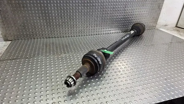 Semi-eixo traseiro usado OEM S26372791 Porsche image 3