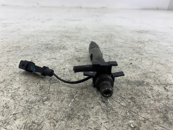 Inyector Renault Scenic I 1.9 DTI OE 7700875035 image 5