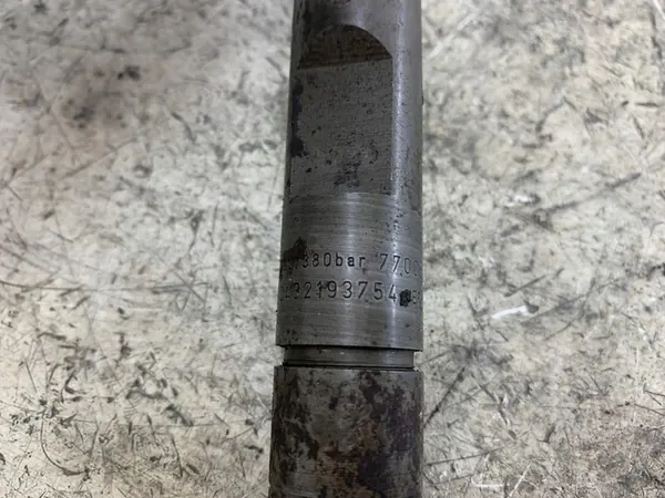 Inyector Renault Scenic I 1.9 DTI OE 7700875035 image 7