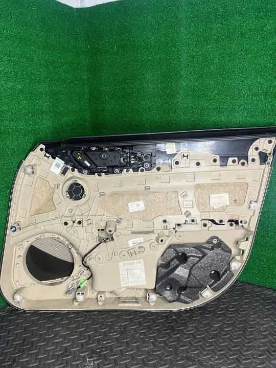 OEM 12453 Alfa Romeo Giulia Vasen Etuoven Verhoilu image 7