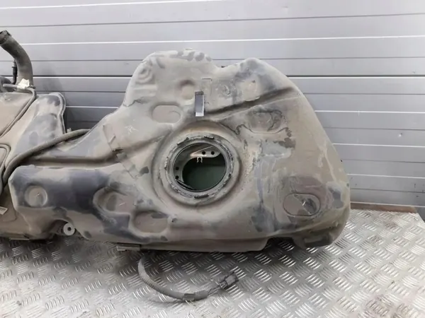Cadillac CTS Brandstoftank achter OEM 20778847 image 4