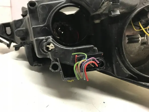 Faros izquierdo Peugeot 207 (2006-2009) image 10