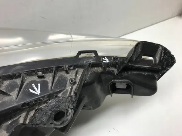 Faros izquierdo Peugeot 207 (2006-2009) image 6