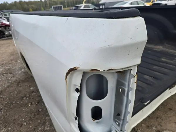 Dodge Ram 2500 09-24 Pare-boue Flanc OEM Paka2500 image 6