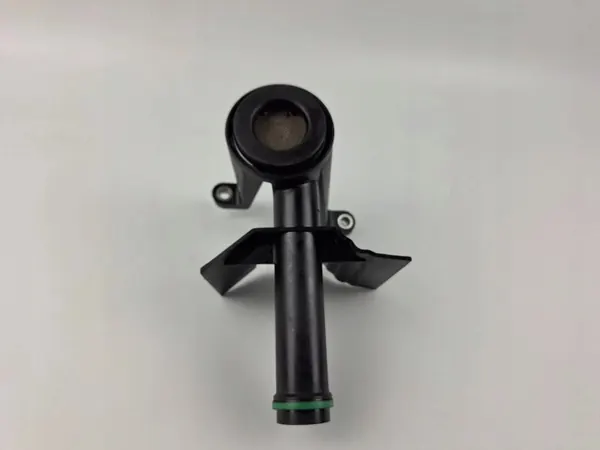 Volvo Öl-Einfüllstutzen OEM 7G9N6617AA - Gebraucht image 4