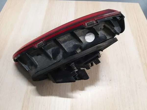 Luz trasera izquierda VW Golf VII 5G0 13- OEM 5G0945307F image 2