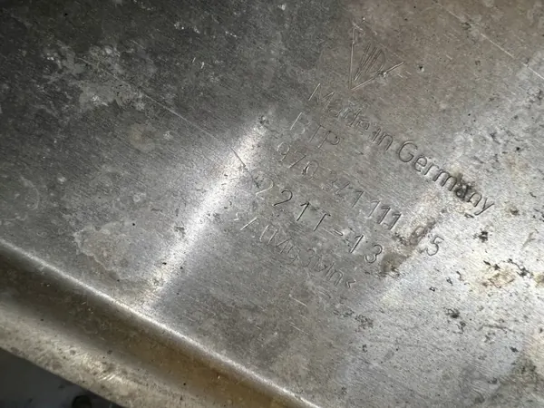 Verstärkung vorderer Schlittenhalter OEM 97034111105 image 3