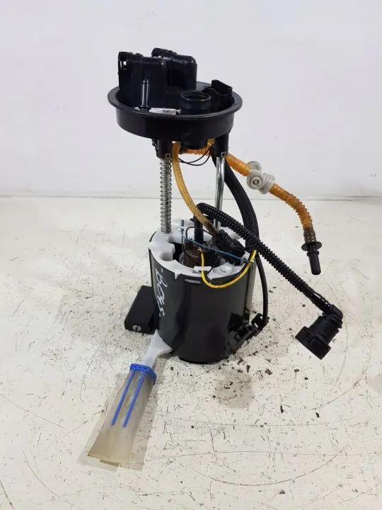 Volvo Bränslepump OEM 31274616 för V70 XC70 XC60 image 3