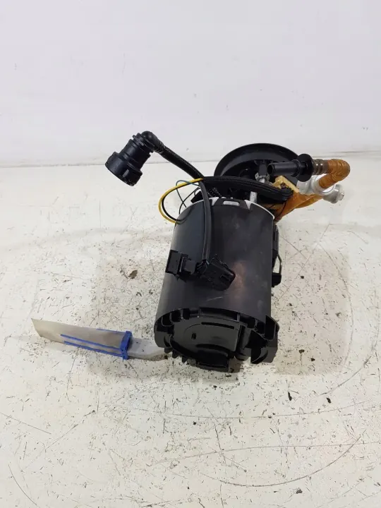 Volvo Bränslepump OEM 31274616 för V70 XC70 XC60 image 6