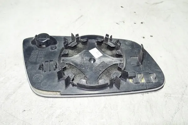 Vasemman Peilin Lisäosa AUDI A3 8D0857535E image 3