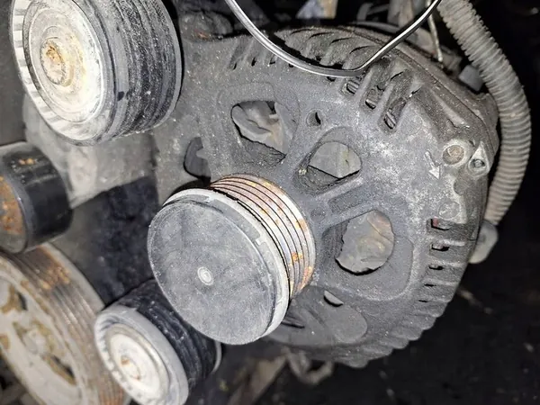 Citroen Berlingo Alternator 2007 1.6L 9645907580 image 2