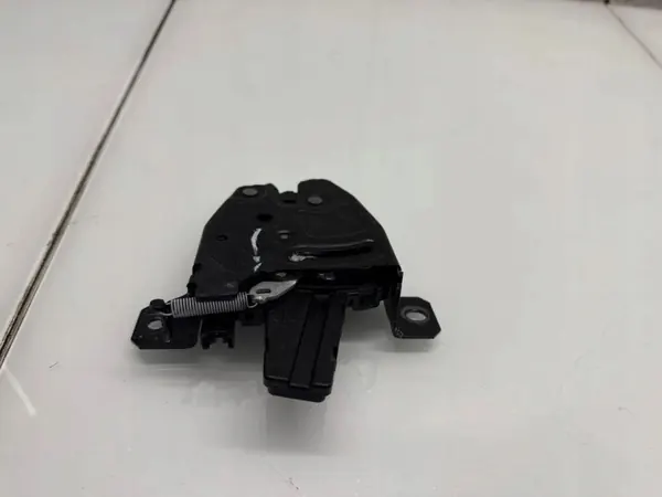 OEM 7475462 BMW X5/X7 Kofferraumschlossgriffabdeckung Rechts image 3