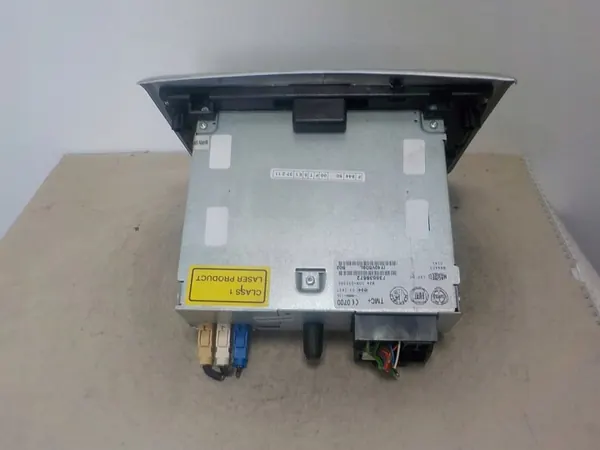 Lancia Delta III fabrieksradio OEM 735536672 image 3