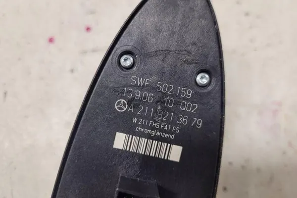 Achterlinkse raambediening MERCEDES-BENZ E (W211) A2118213679 image 2