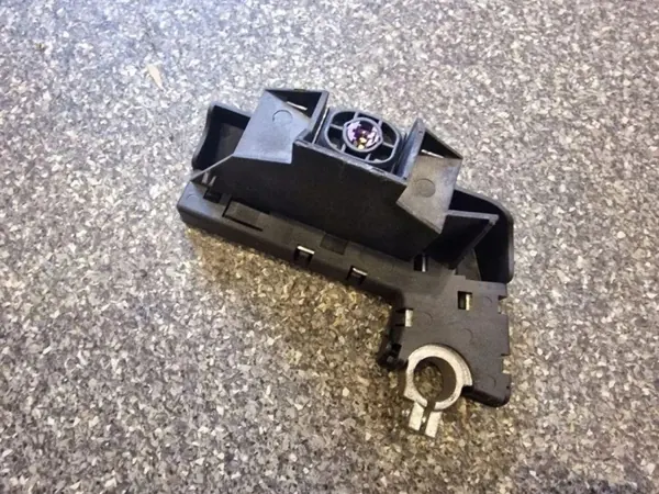 Audi A6 Avant Mukavuusmoduuli OEM 4F0905453 image 3