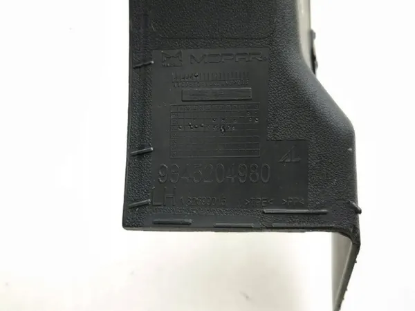 OEM 9845204780 Baklyktalist Höger Peugeot 3008 image 10