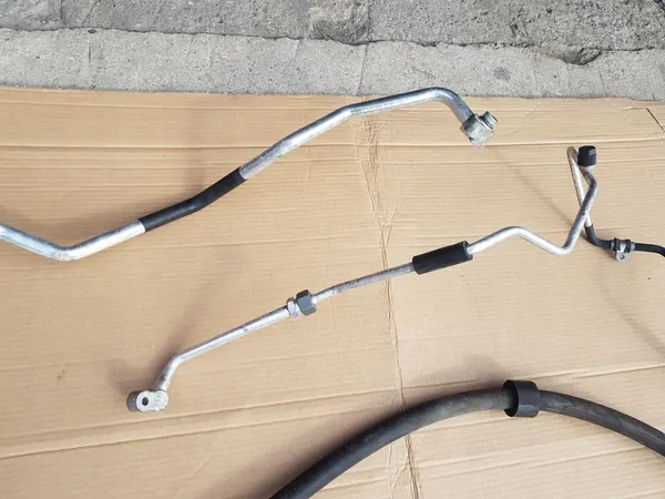 Ilmastointiputkisarja / Audi A2 1.4 TDI AMF 75HV / OEM image 4