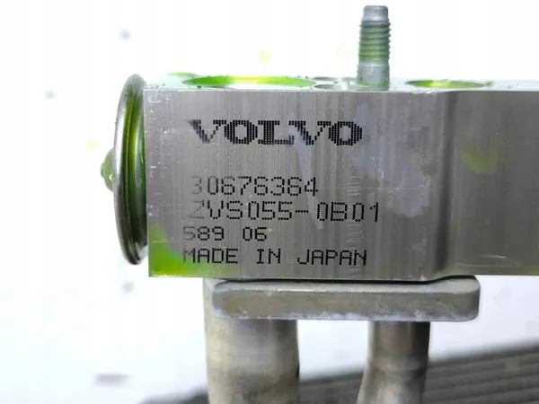 Volvo XC90 2004 A/C Heizkörper image 3