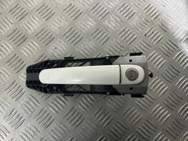 Inserção de Fechadura Maçaneta Esquerda VW Polo 6R OEM 6R0837167A image 2