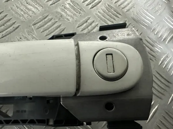 Inserção de Fechadura Maçaneta Esquerda VW Polo 6R OEM 6R0837167A image 4