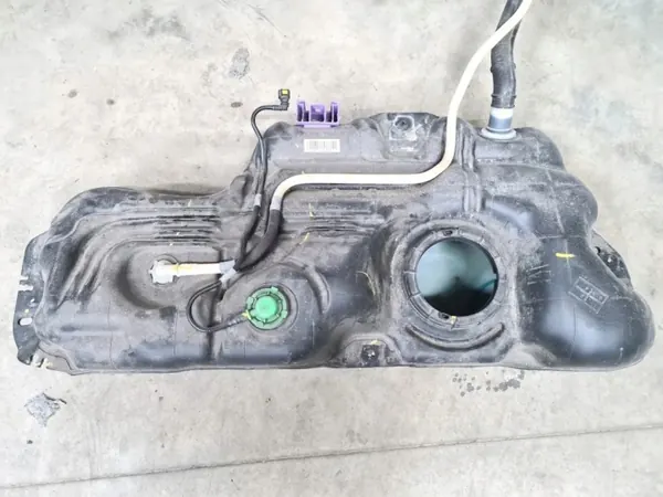 Polttoainesäiliö OEM 9826626680 Opel Corsa F 1.2:lle image 2