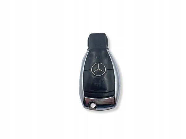 Clé Mercedes OEM UHP2238 - 2 Boutons Argent image 2