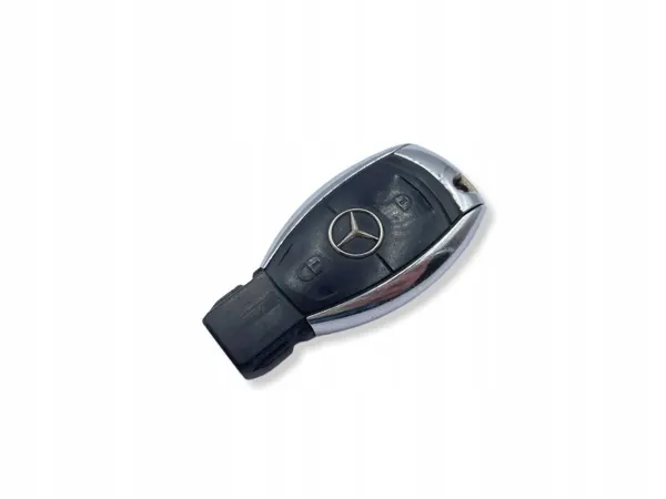 Clé Mercedes OEM UHP2238 - 2 Boutons Argent image 3