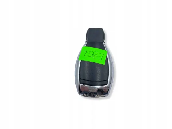 Clé Mercedes OEM UHP2238 - 2 Boutons Argent image 6