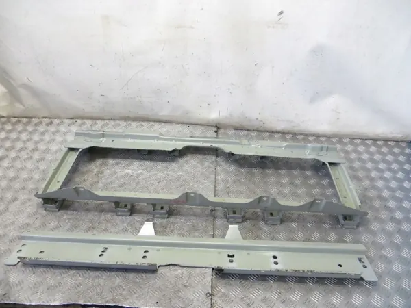 OEM 090/076 Citroen C5 Aircross Montaje Bastidor Asiento image 4